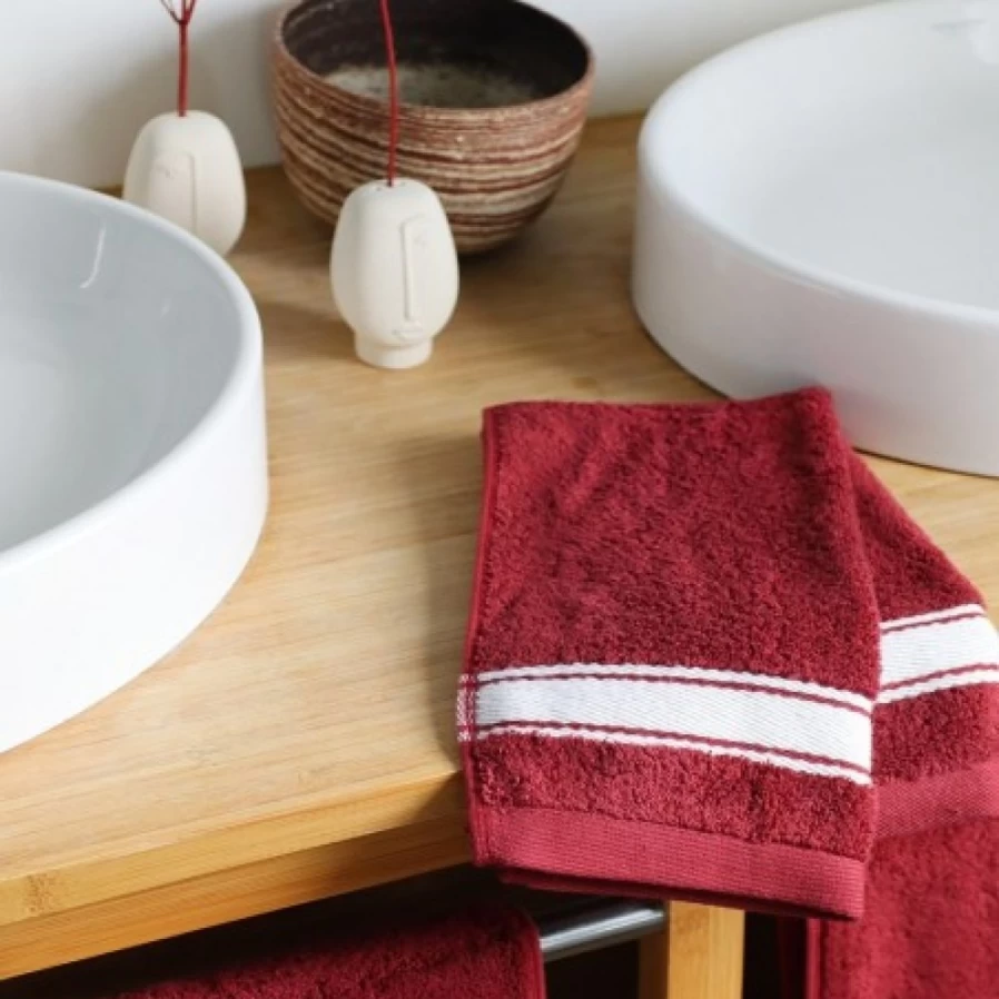 JEAN-VIER Premium Red Bath Towel Set - Soft, Absorbent Shower Towels for Spa & Home Luxury